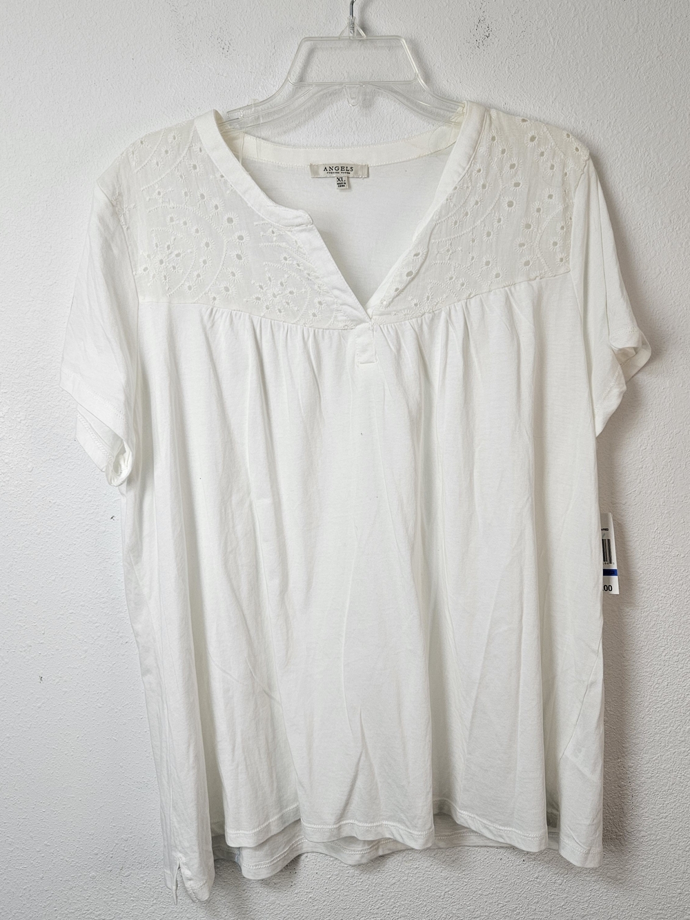 Angels White Eyelet Yoke V-Neck Top Size XL New